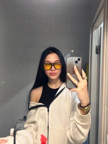 Полина Молодая Брюнетка фото 24