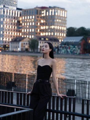 Полина Молодая Брюнетка фото 8